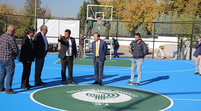 Basketbol Sahasi Ac Tel Orgu