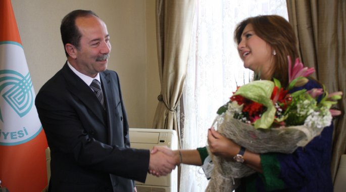 Sibel Can, Başkan Gürkan’ı ziyaret etti